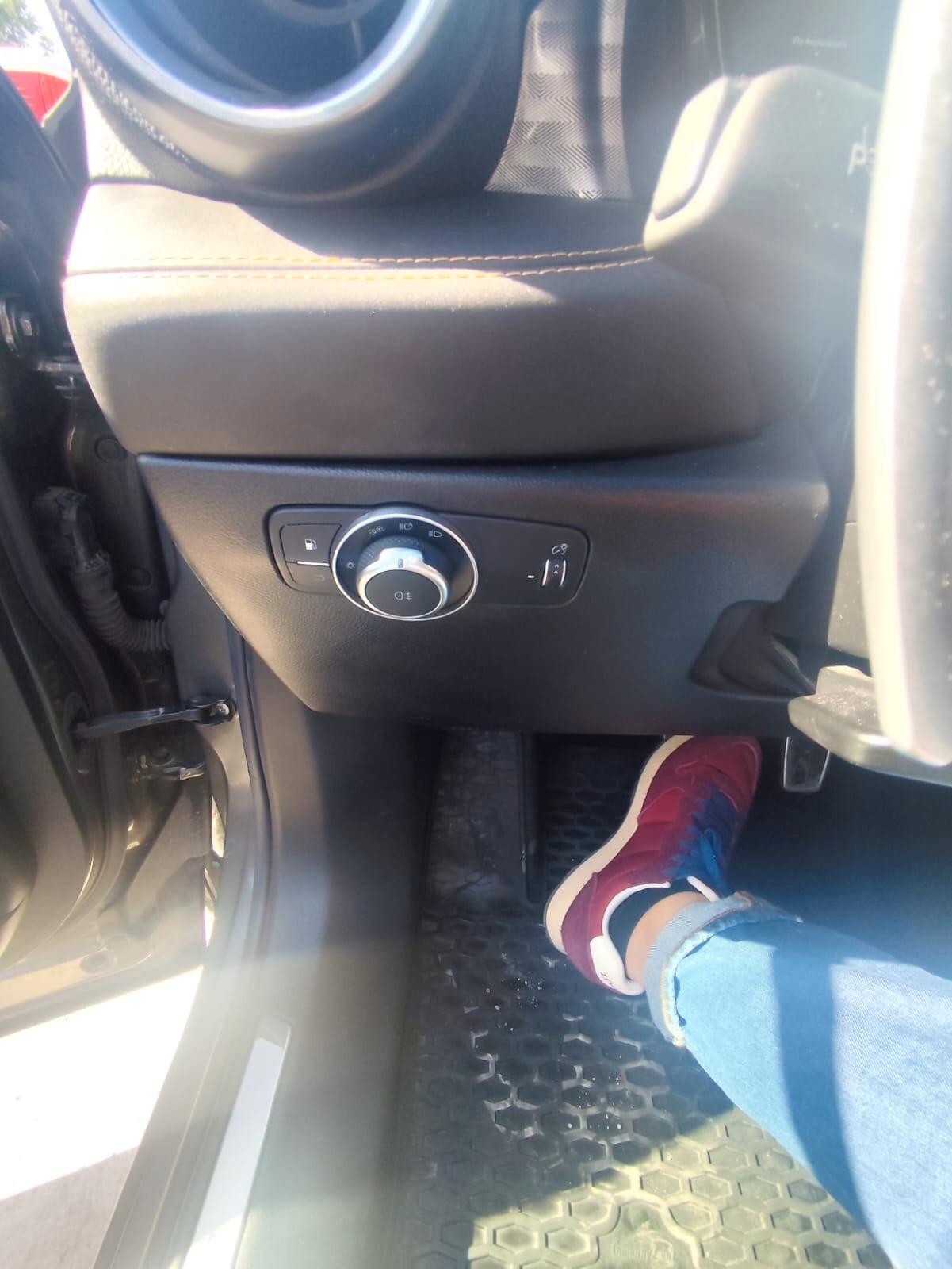 Alfa Romeo Tonale 1.3 280 CV PHEV AT6 Q4 Speciale