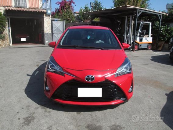 Toyota Yaris 1000cc Full 5p 45000 Km 2017