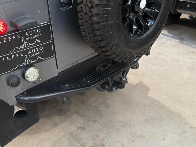 LAND ROVER Defender 110 2.5 Td5 cat S.W. SE