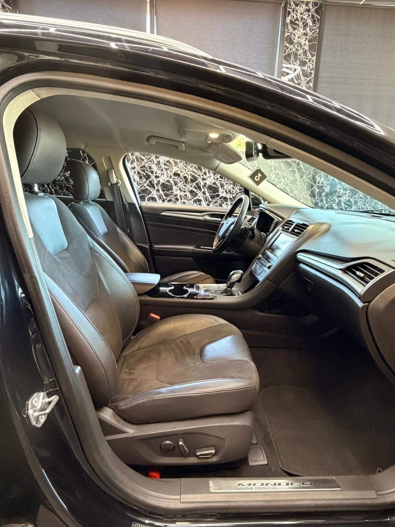 Ford Mondeo 2.0 TDCi 150 CV S&S Powershift SW Titanium Business