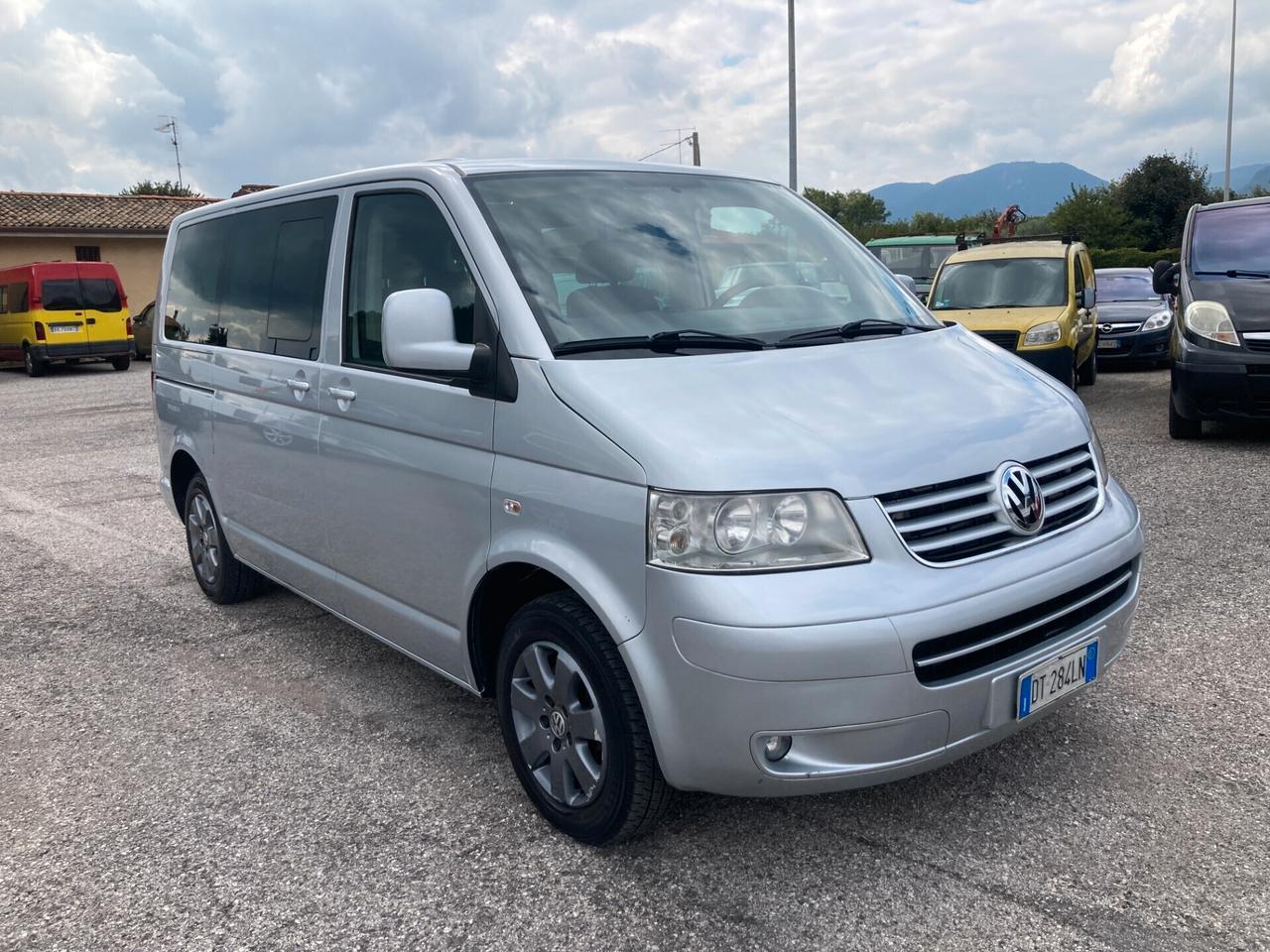 Volkswagen Multivan 2.5 TDI/130CV 4motion Highline