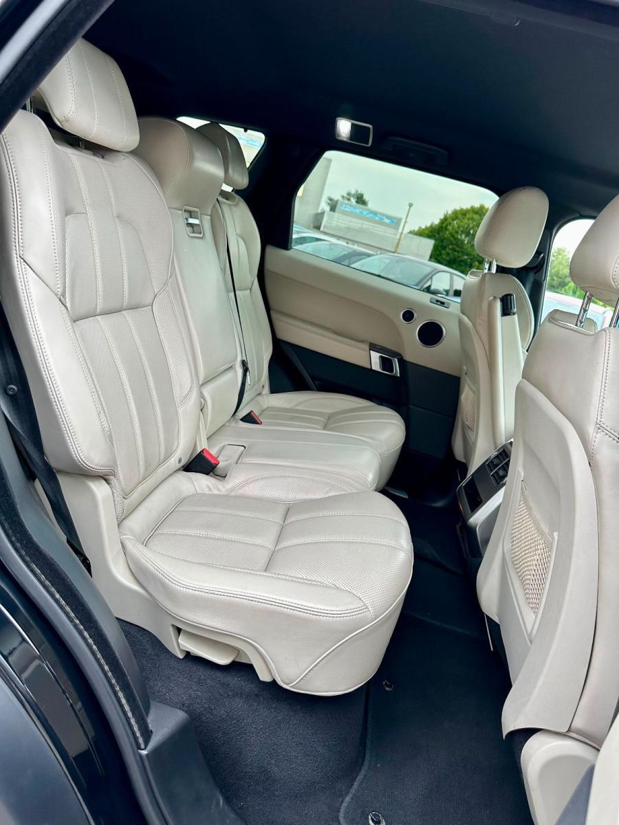 LAND ROVER - Range Rover Sport - 3.0 TDV6 HSE Dynamic