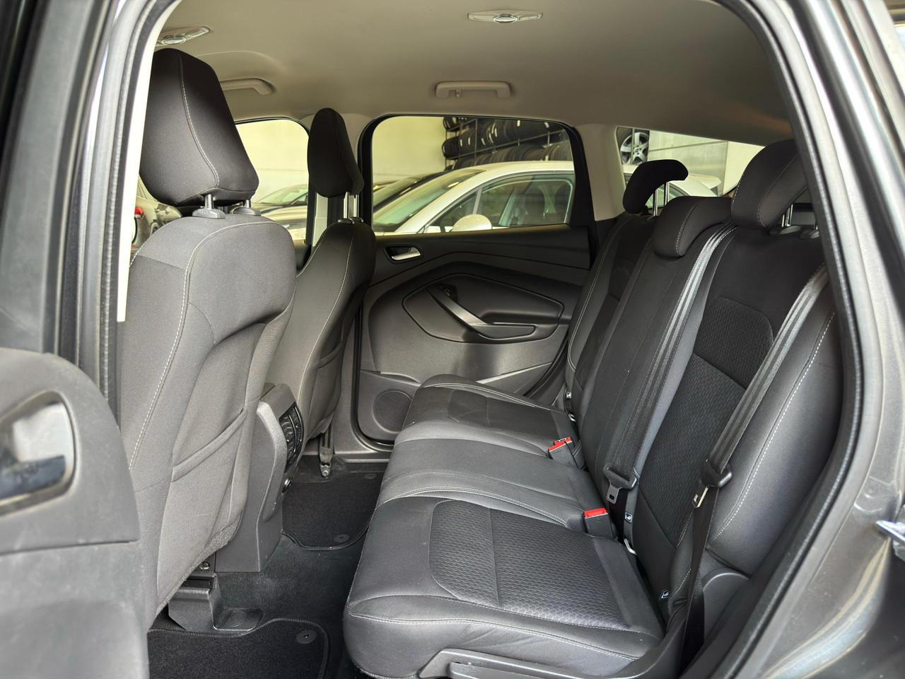 Ford Kuga 1.5 tdci Titanium s&s 2wd 120cv my18