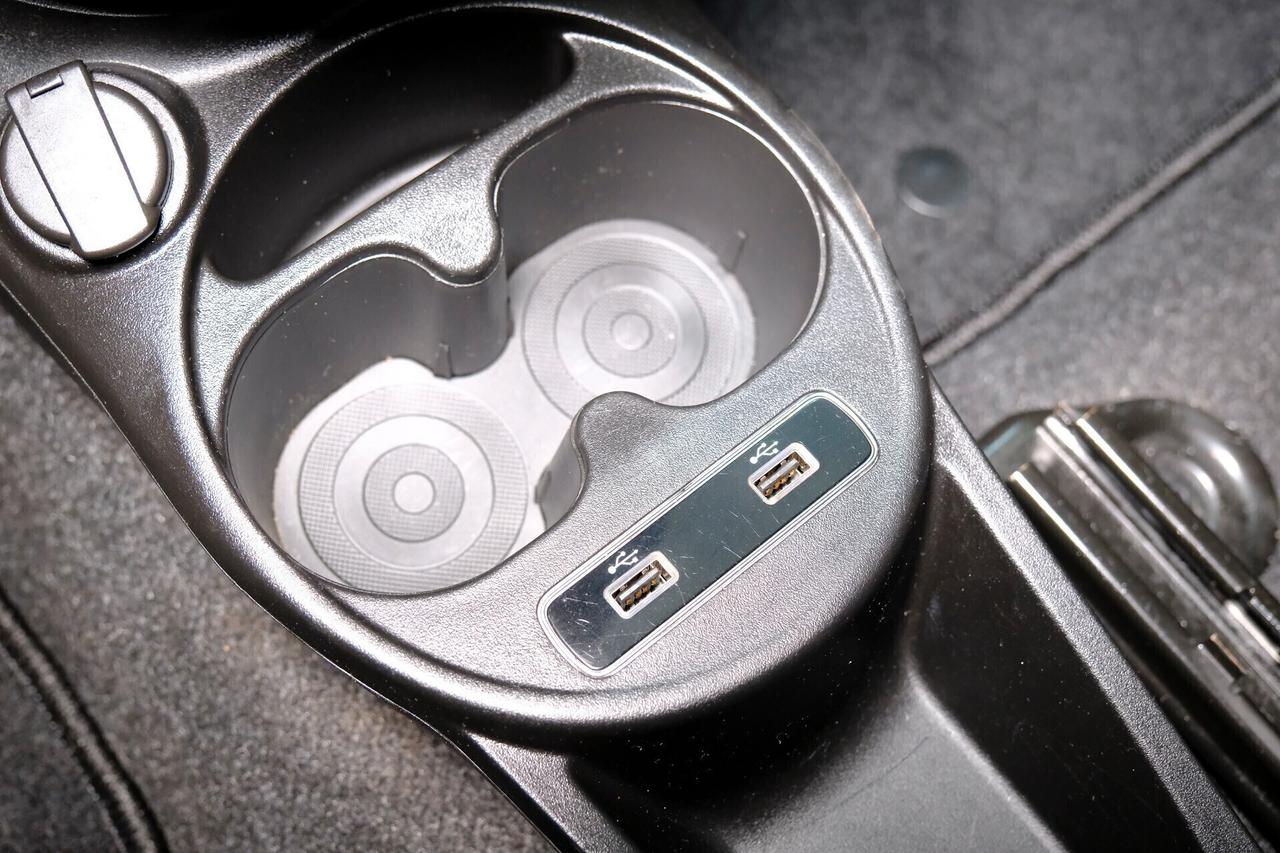 FIAT 500 1.o Hybrid 70 cv CAR PLAY