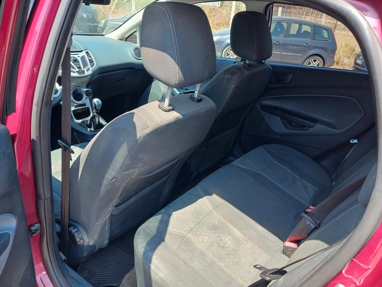 Ford Fiesta 1.4 TDCi 5p. Titanium