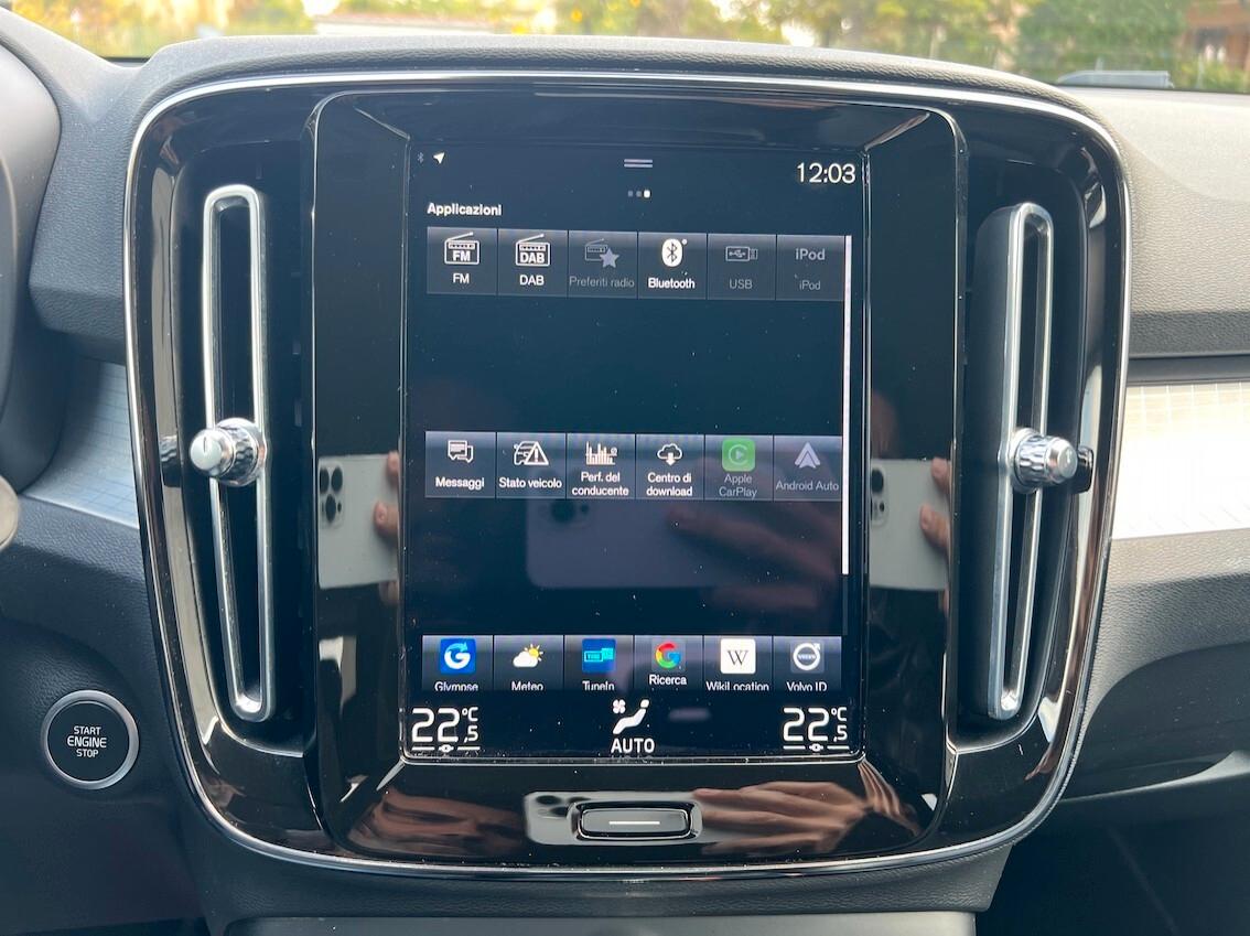 Volvo XC40 1.5 t2 Momentum Pro auto NAVI PELLE FARI LED FULL