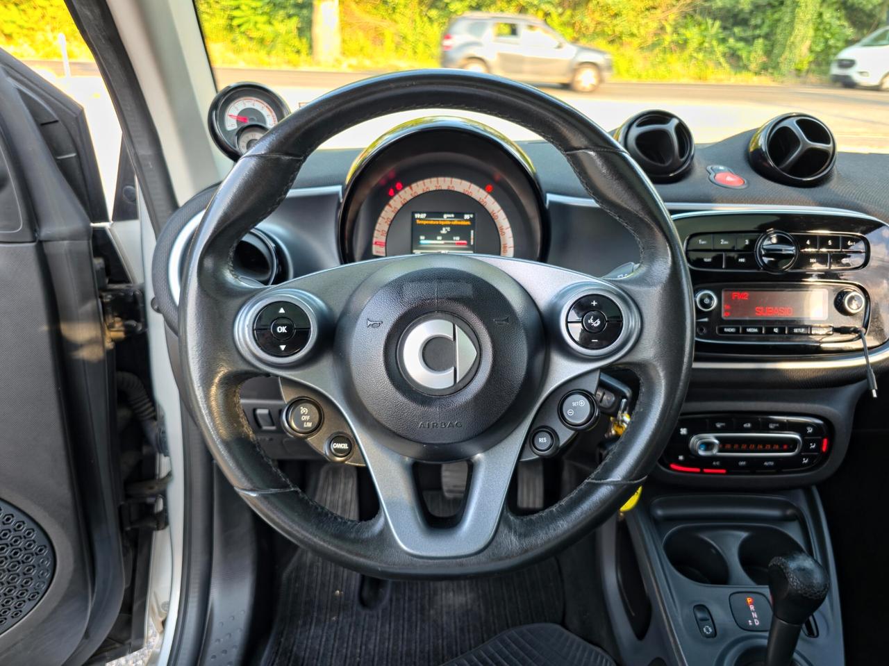 Smart ForTwo 70 1.0 Twinamic Prime E6 Automatico NEO 2016