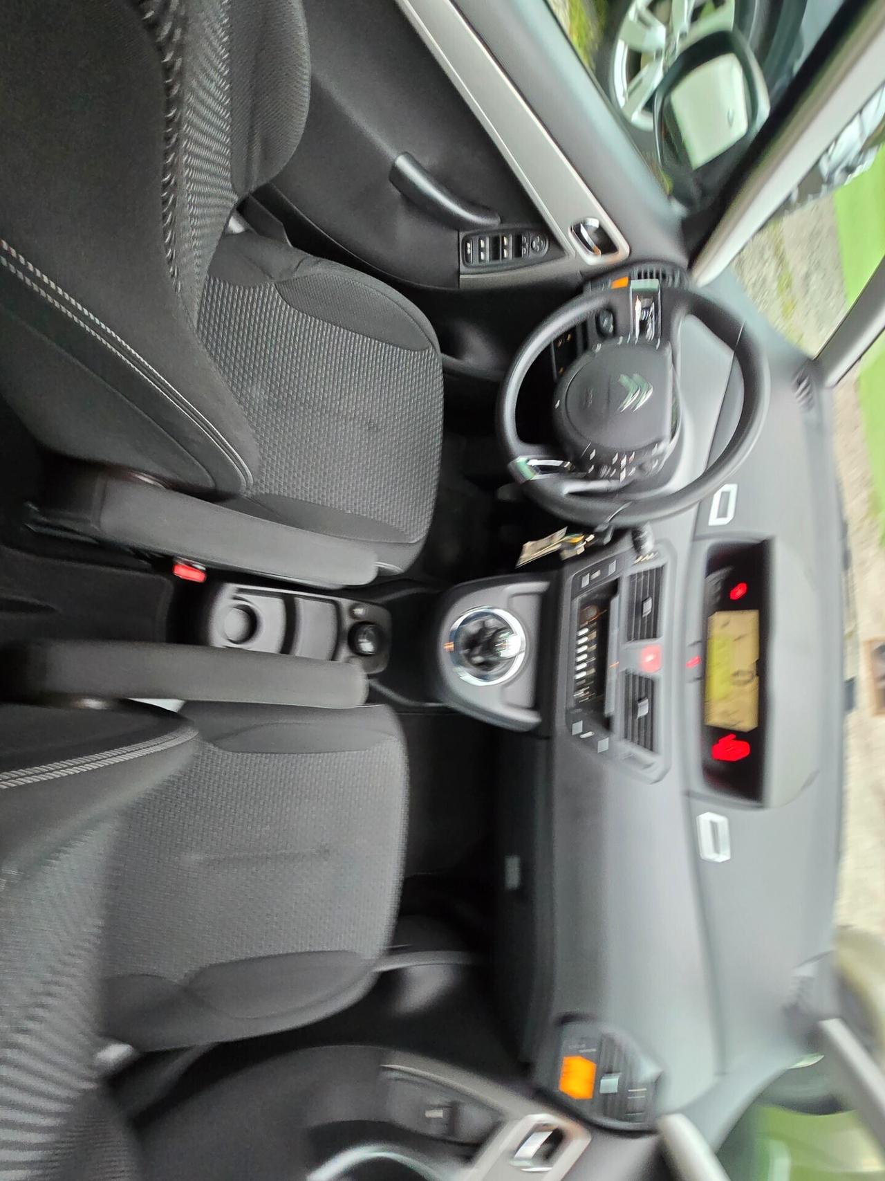 Citroen C4 Picasso 1.6 HDi 110CV 82000KM-2012