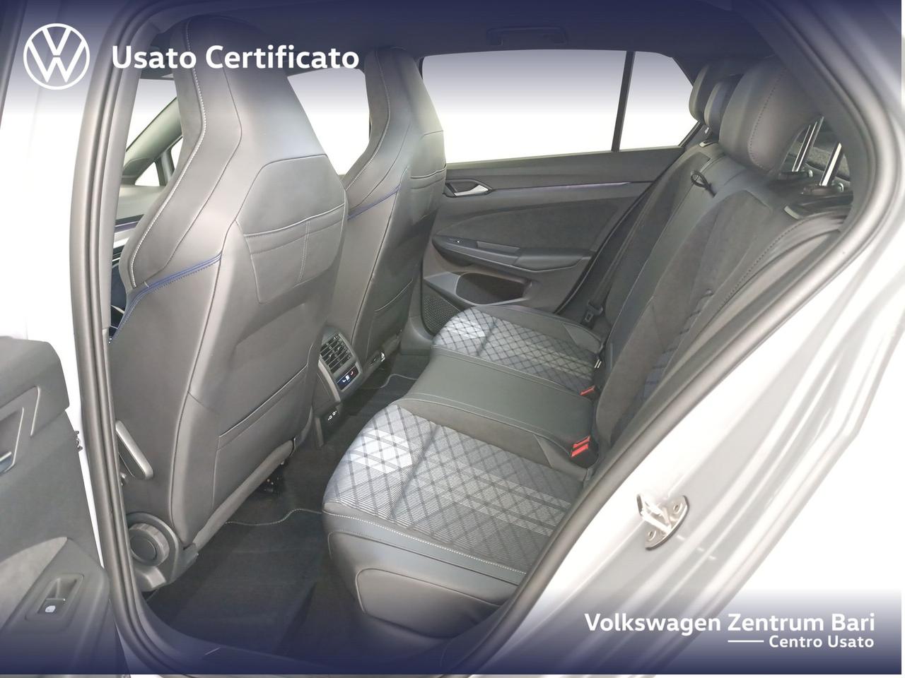 Volkswagen Golf 2.0 tdi r-line 150cv dsg
