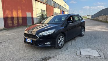 Ford Focus 1.6 120 CV GPL SW Titanium