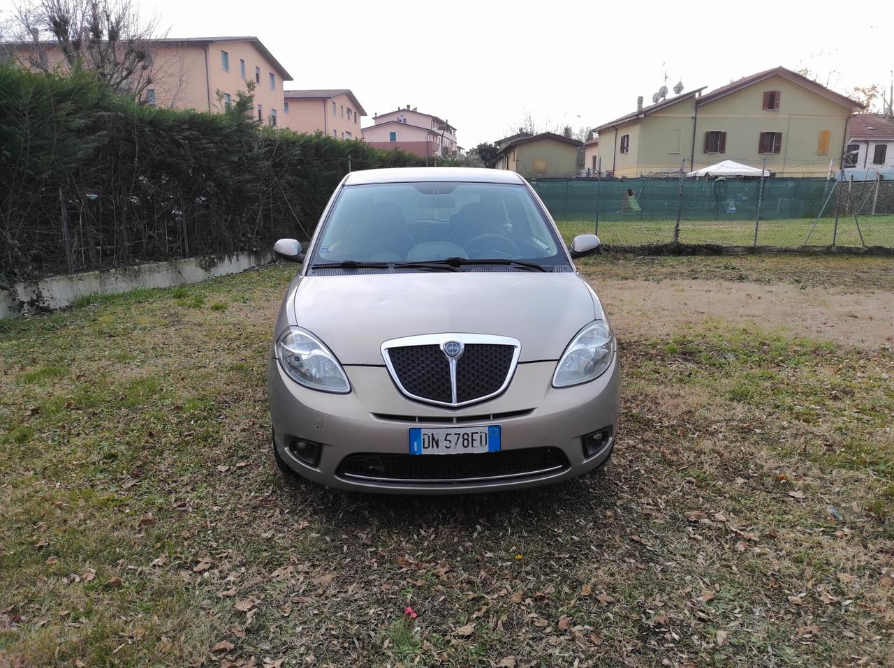 Lancia Ypsilon 1.2 GPL