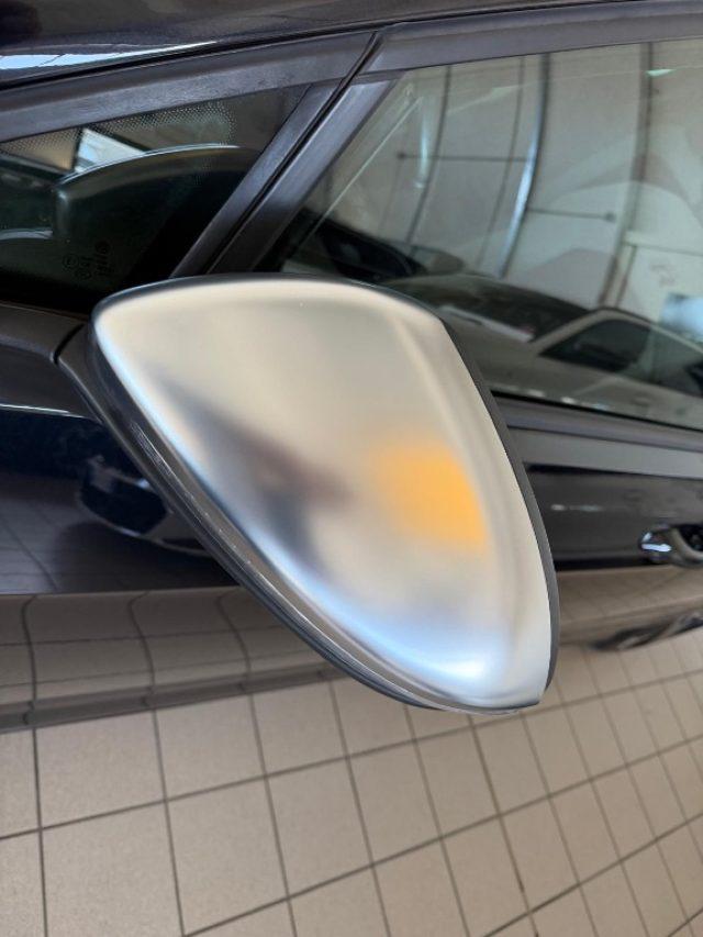 VOLKSWAGEN Golf R 2.0 DSG 5p. //TETTO//SERVICE VW//