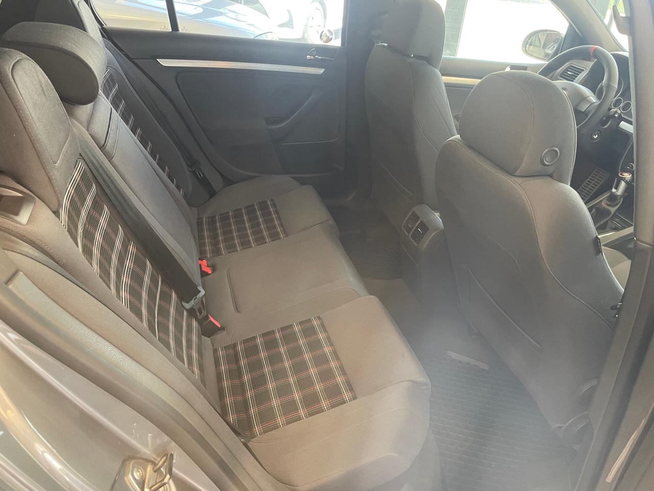 Volkswagen Golf GTI 2.0 16V TFSI 5p. ASI