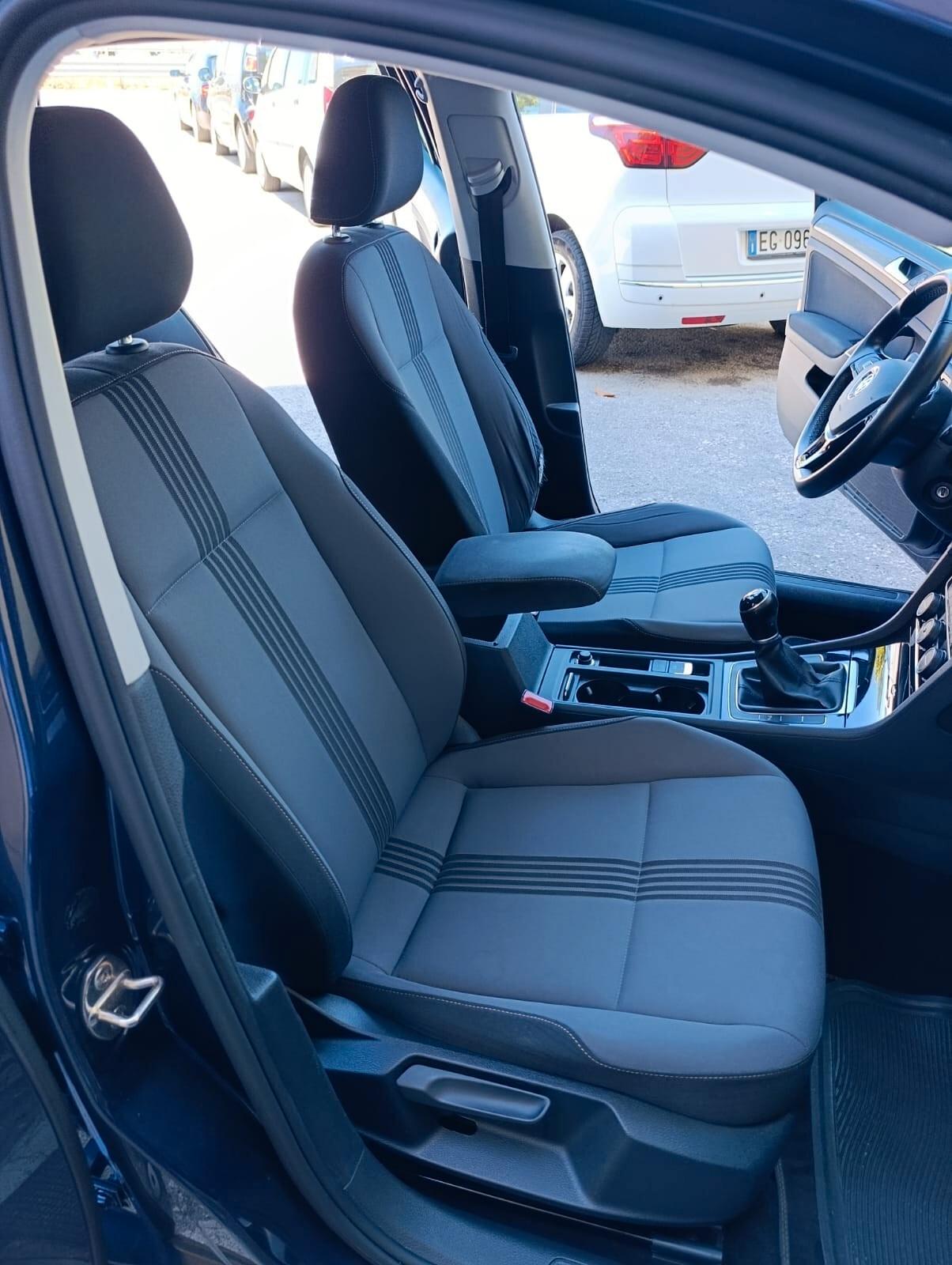 Volkswagen Golf 1.6 TDI Comfortline 2016