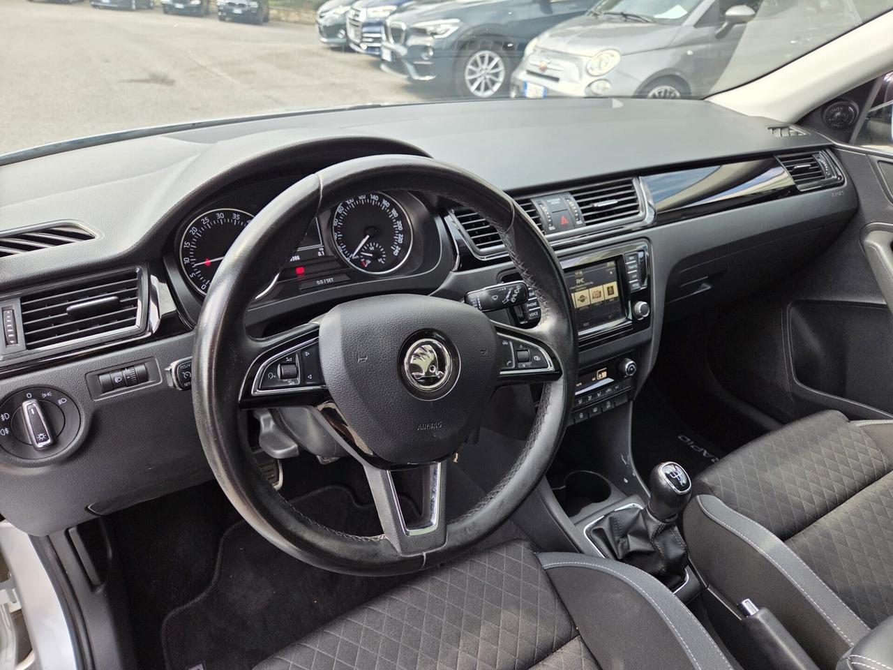Skoda Rapid 1.4 TDI 90 CV ScoutLine *neopatentati*tetto*carplay*