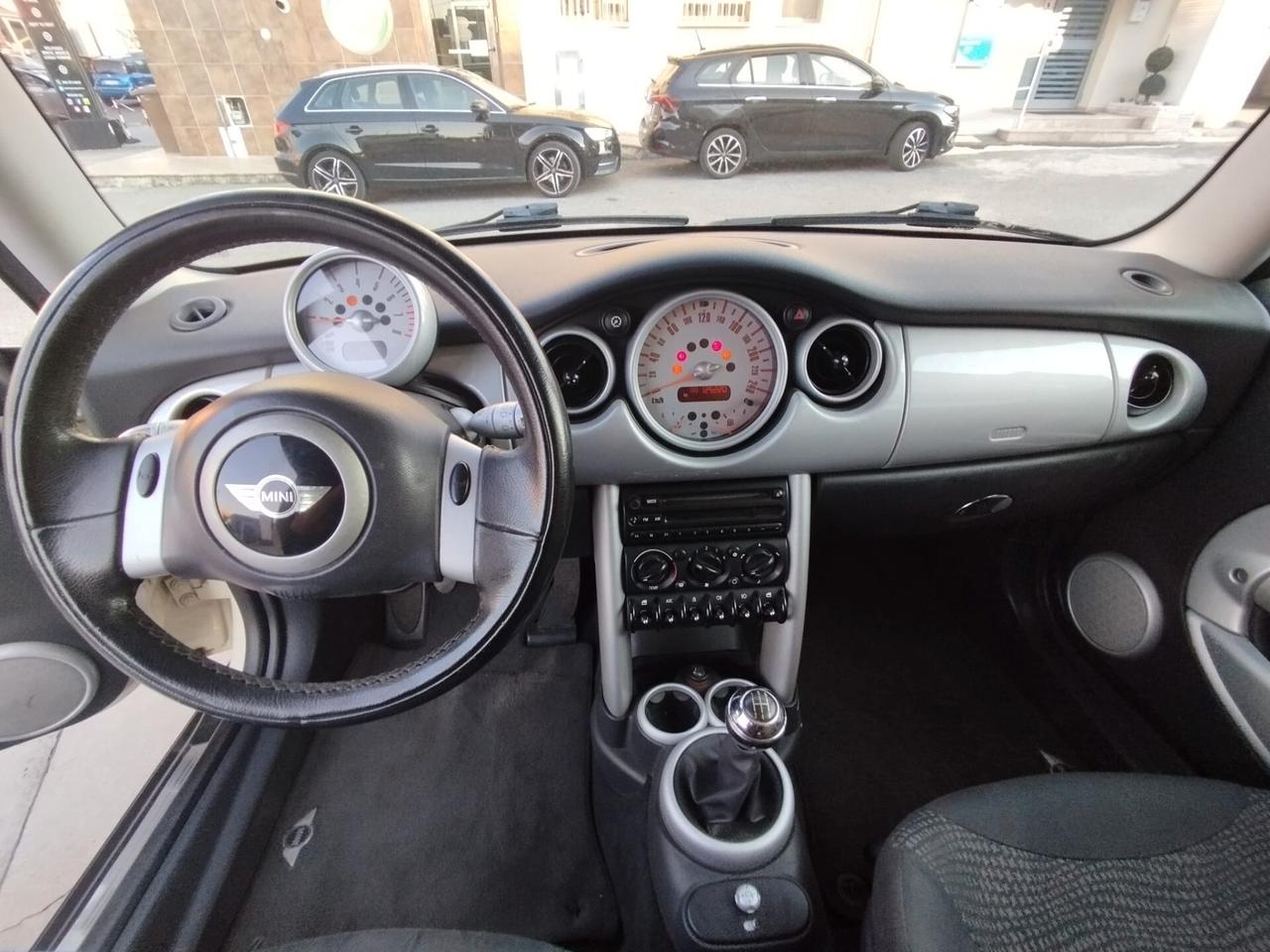 Mini 1.6 16V Cooper