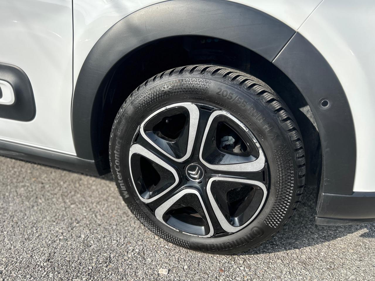 Citroen C3 1.2 puretech Shine s&s 110cv eat6 my20