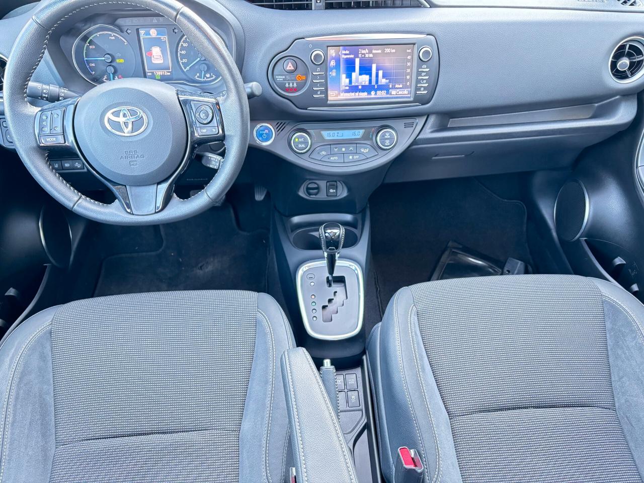 Toyota Yaris 1.5 Hybrid Blue Edition