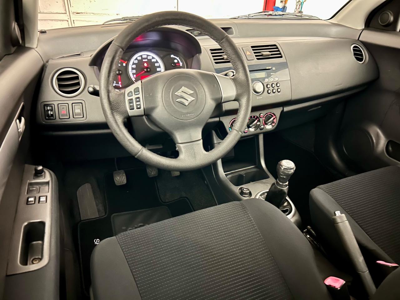 Suzuki Swift 1.3 3p. GL Safety Pack