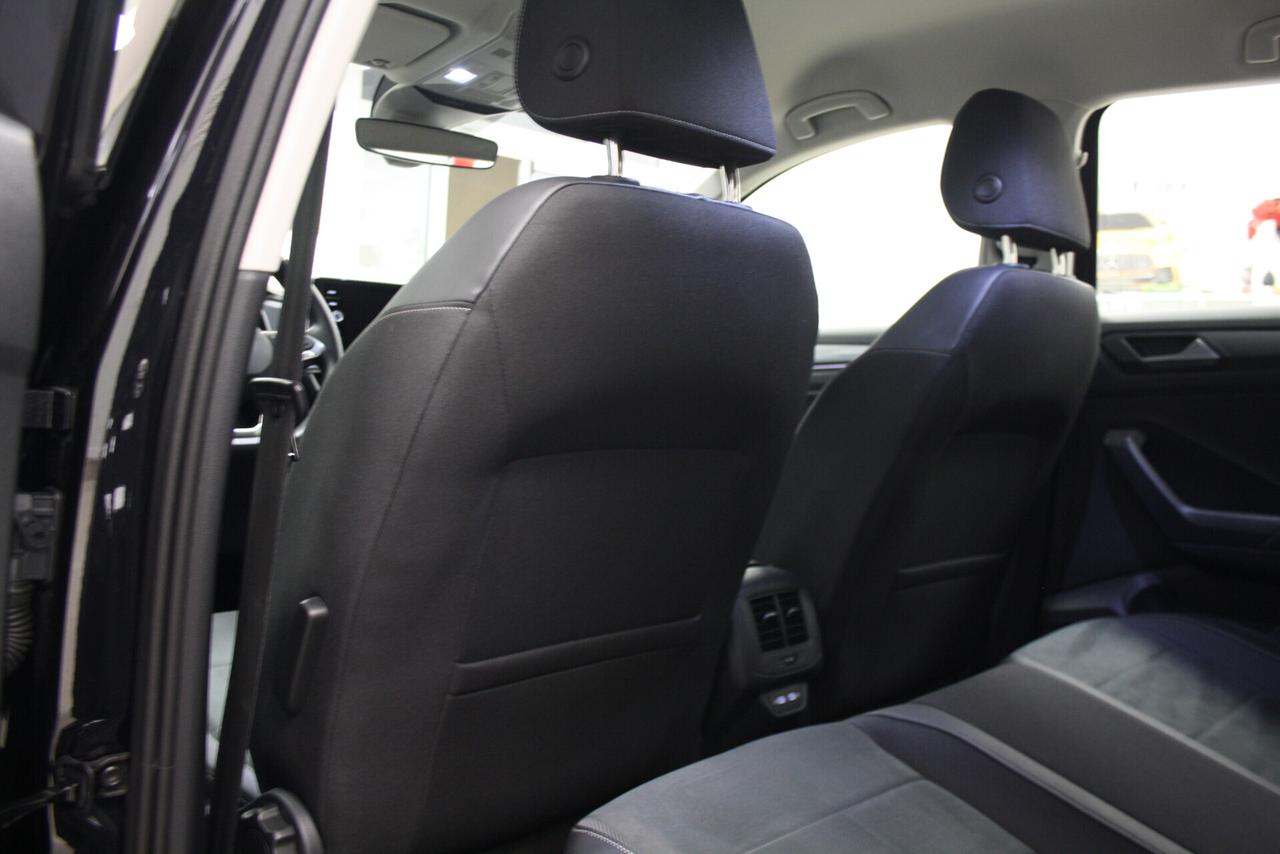 VOLKSWAGEN T-ROC 2.0 TDI 116CV BLACK *2023