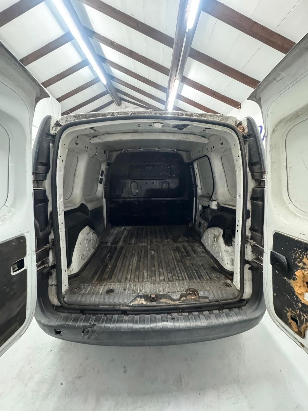 Renault Kangoo 1.5 75 CV