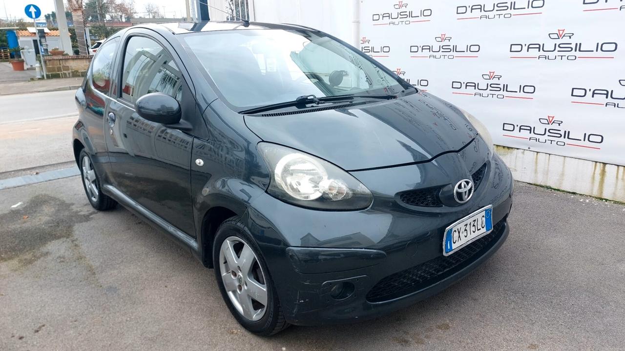 Toyota Aygo 1.0 12V VVT-i 3 porte Sol