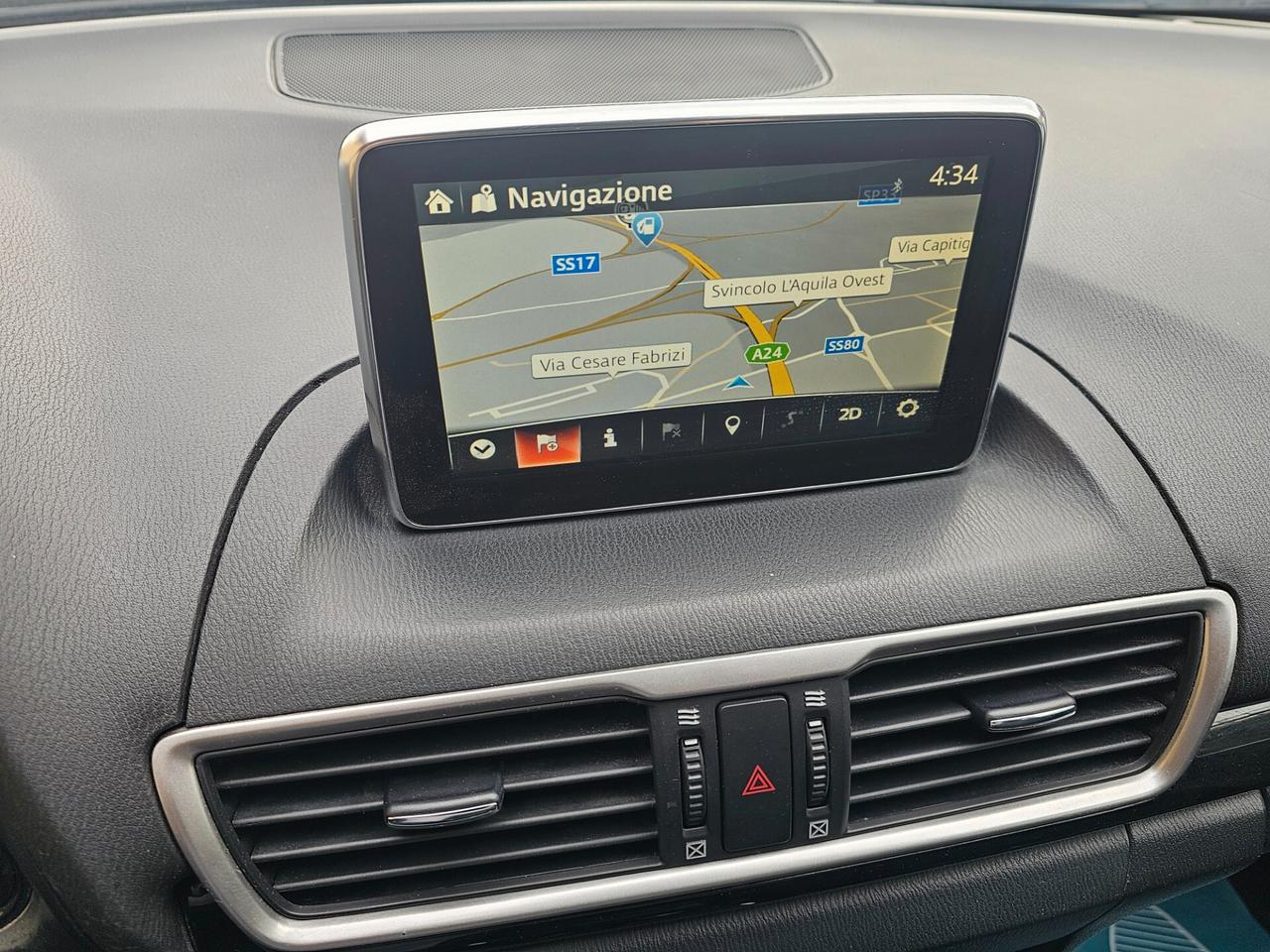 Mazda 3 Mazda3 1.5 Skyactiv-G Evolve