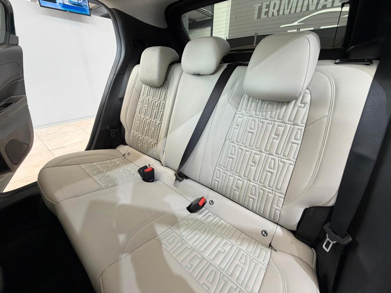Fiat 600 Hybrid 110 CV DCT MHEV La Prima II