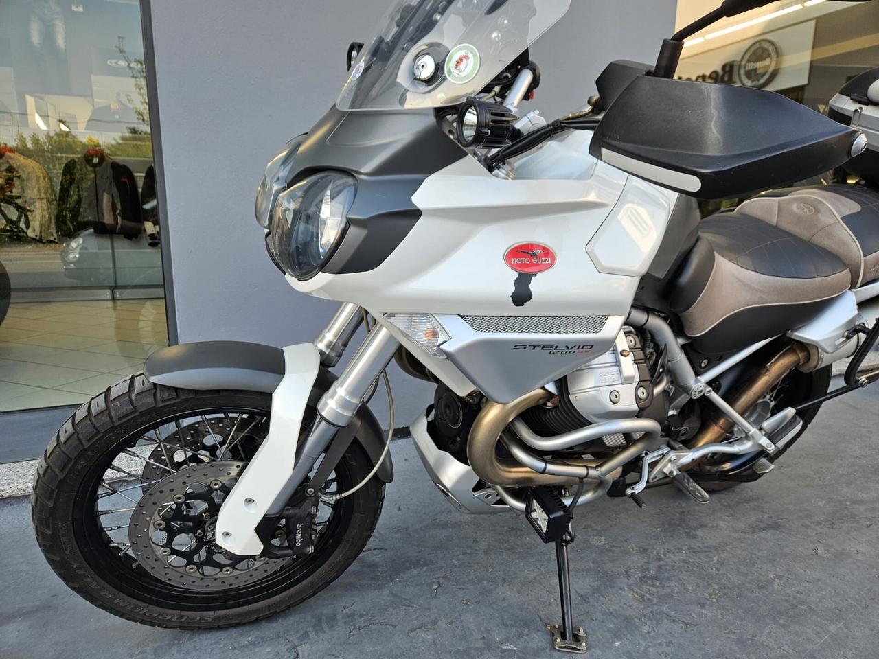 Moto Guzzi Stelvio 1200 - 2009