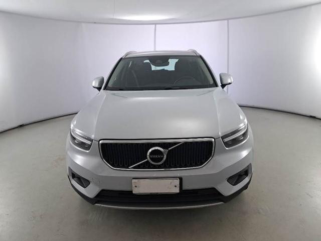 VOLVO XC40 D3 AWD Geartronic Momentum N1 N°GB110