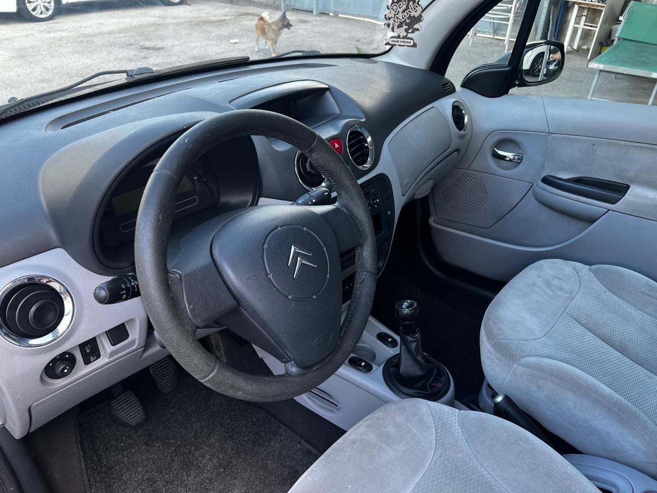 Citroen C3 1.6 HDi 90 Exclusive Style 09