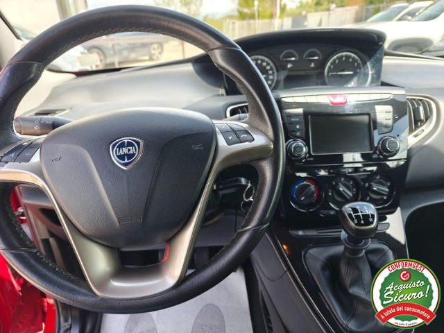 LANCIA Ypsilon 1.2 69 CV 5 porte Gold