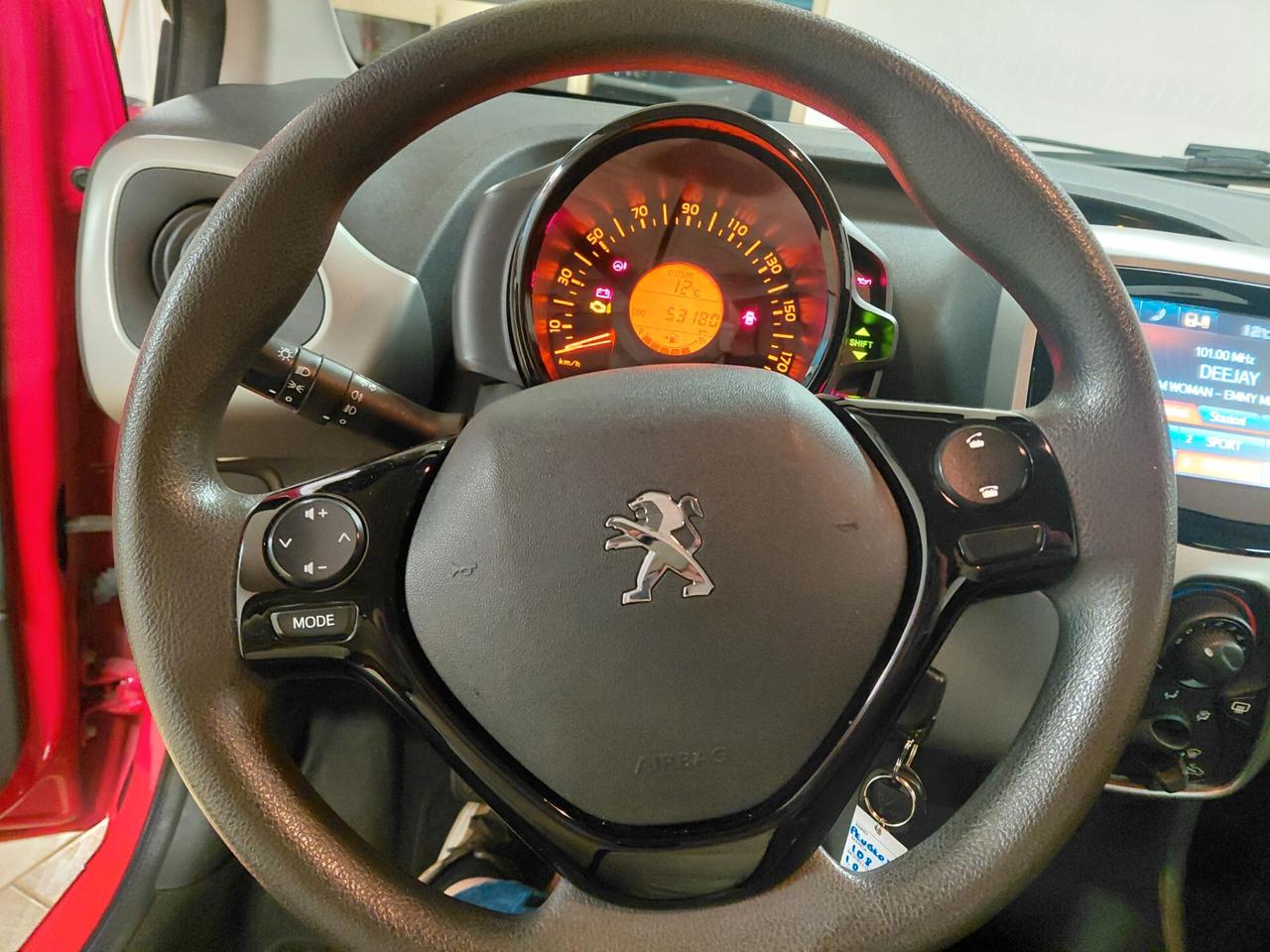 PEUGEOT 108 ANNO 2017 BZ 1.0 ADATTA NEOPATENTATI KM 53 MILA