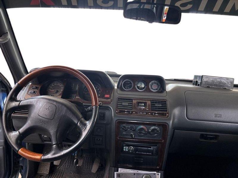 Mitsubishi Pajero 3.5