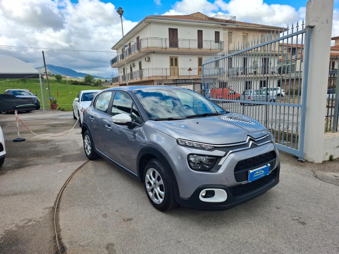 Citroen C3 1 2 benzina 83cv anno 2023