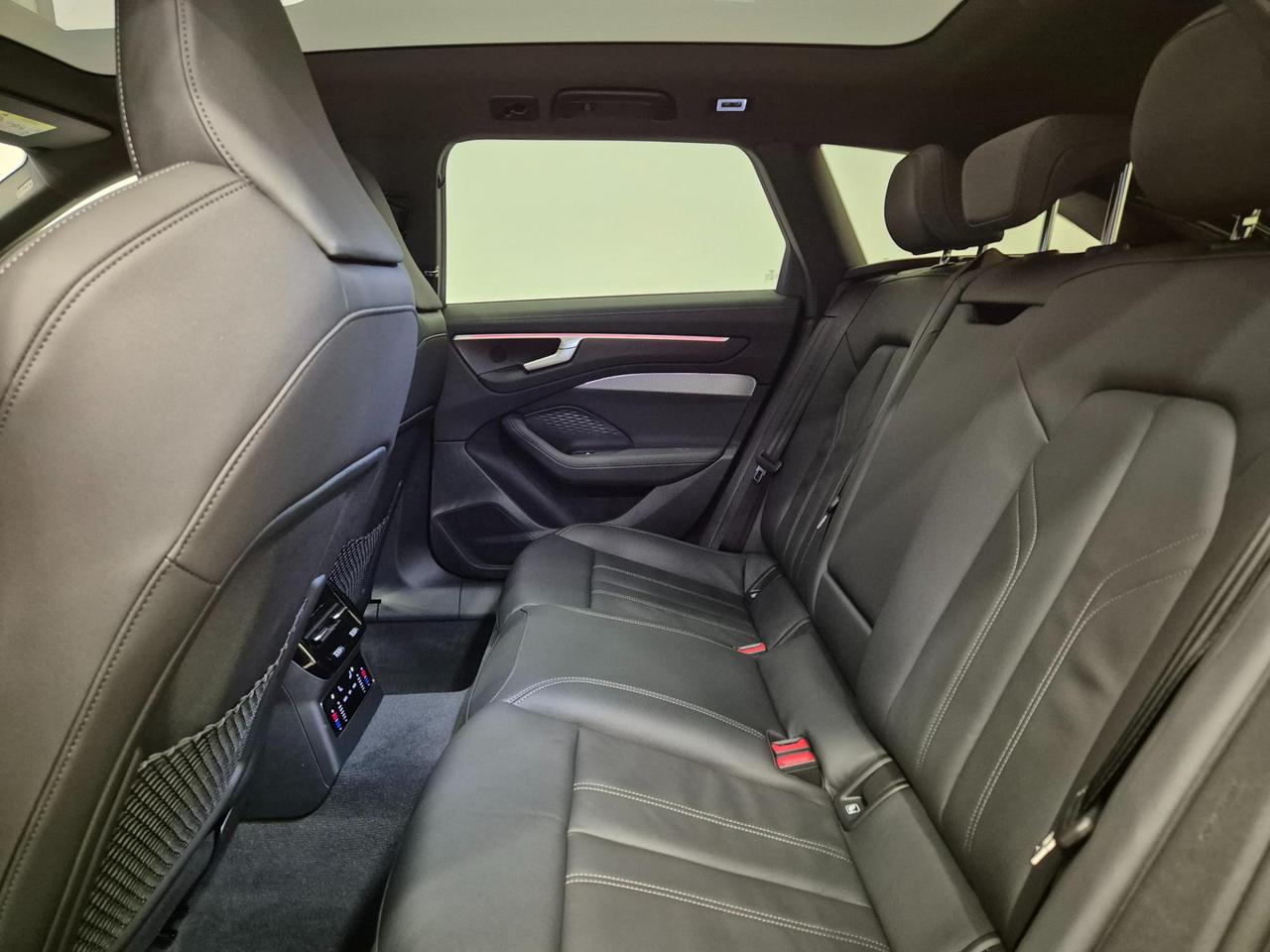 Audi A6 Avant 2.0 tdi mhev My2025 S line edition 204cv N1 s-tronic