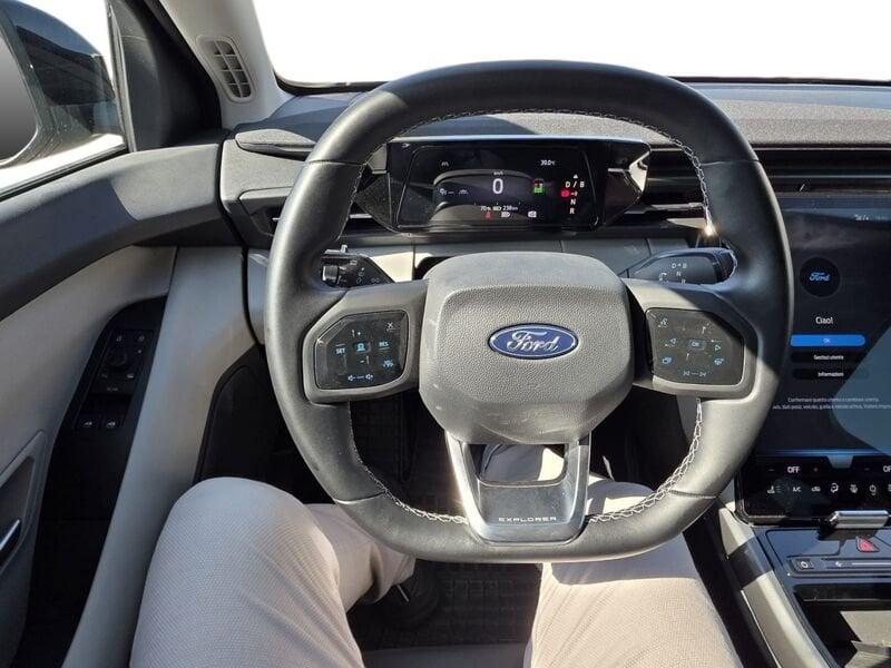 Ford Explorer Electric 190CV Standard Range Style