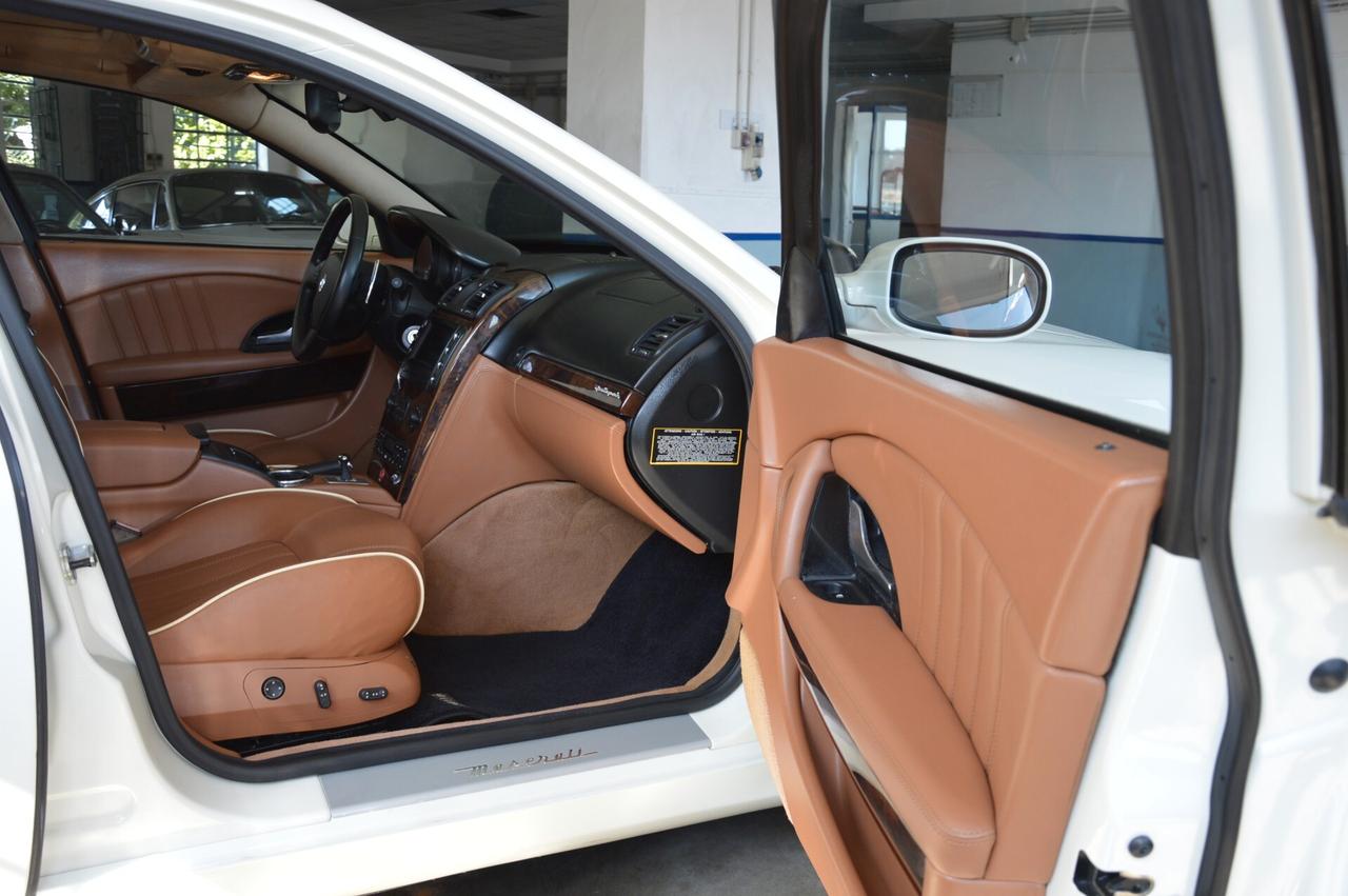 Maserati Quattroporte 4.2 V8 Duoselect Executive GT
