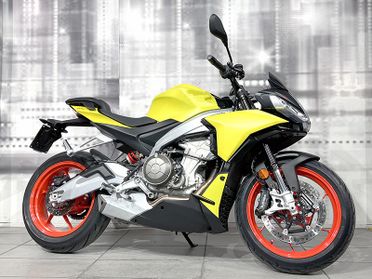 Aprilia Tuono 660