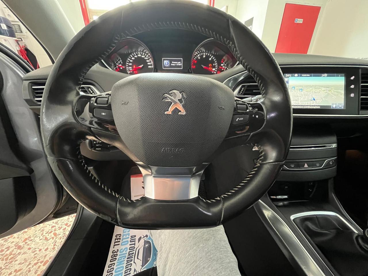 Peugeot 308 BlueHDi 120 S&S Allure