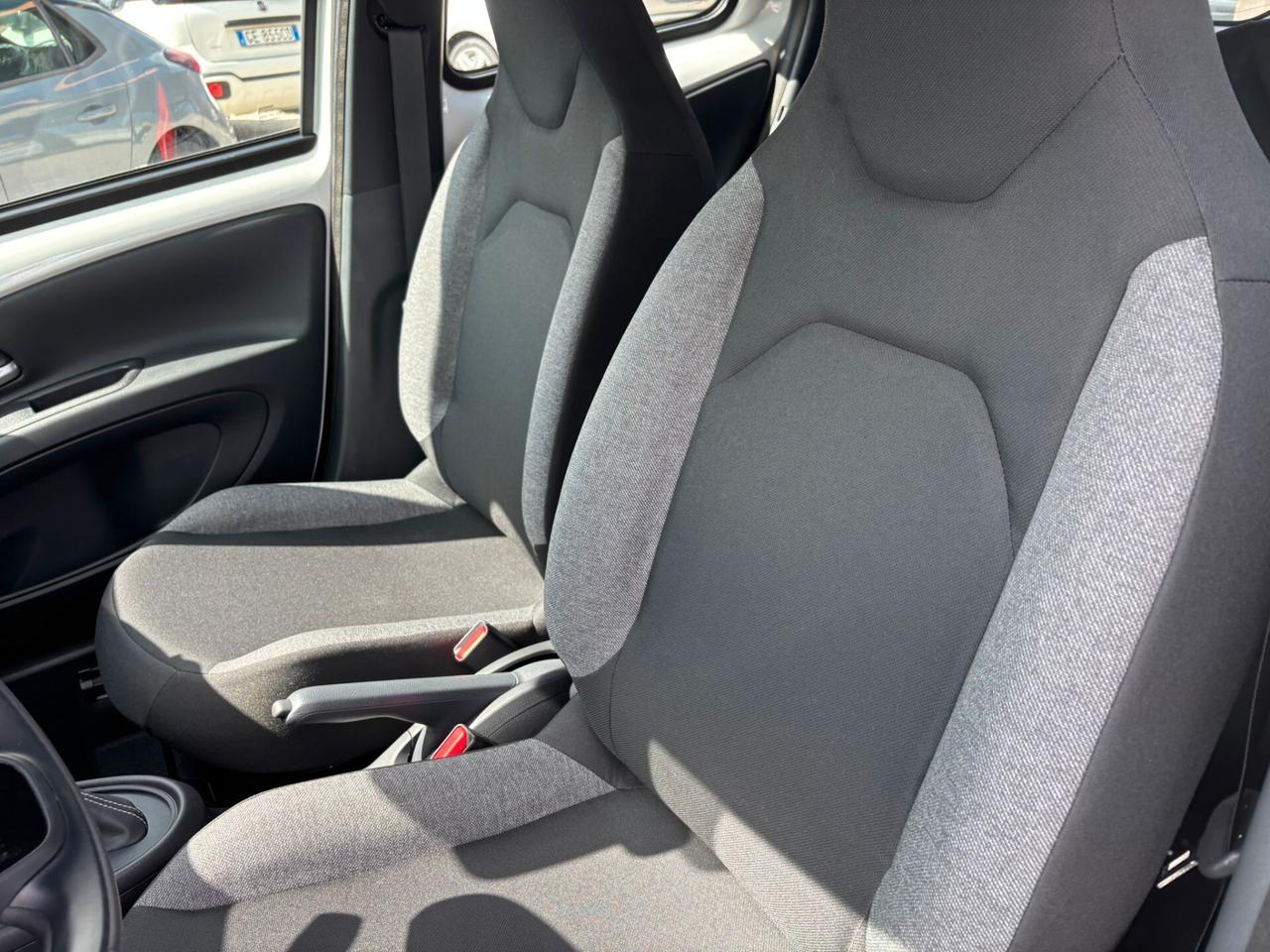 Toyota Aygo X 1.0 VVT-i 72 CV 5 porte Active S-CVT