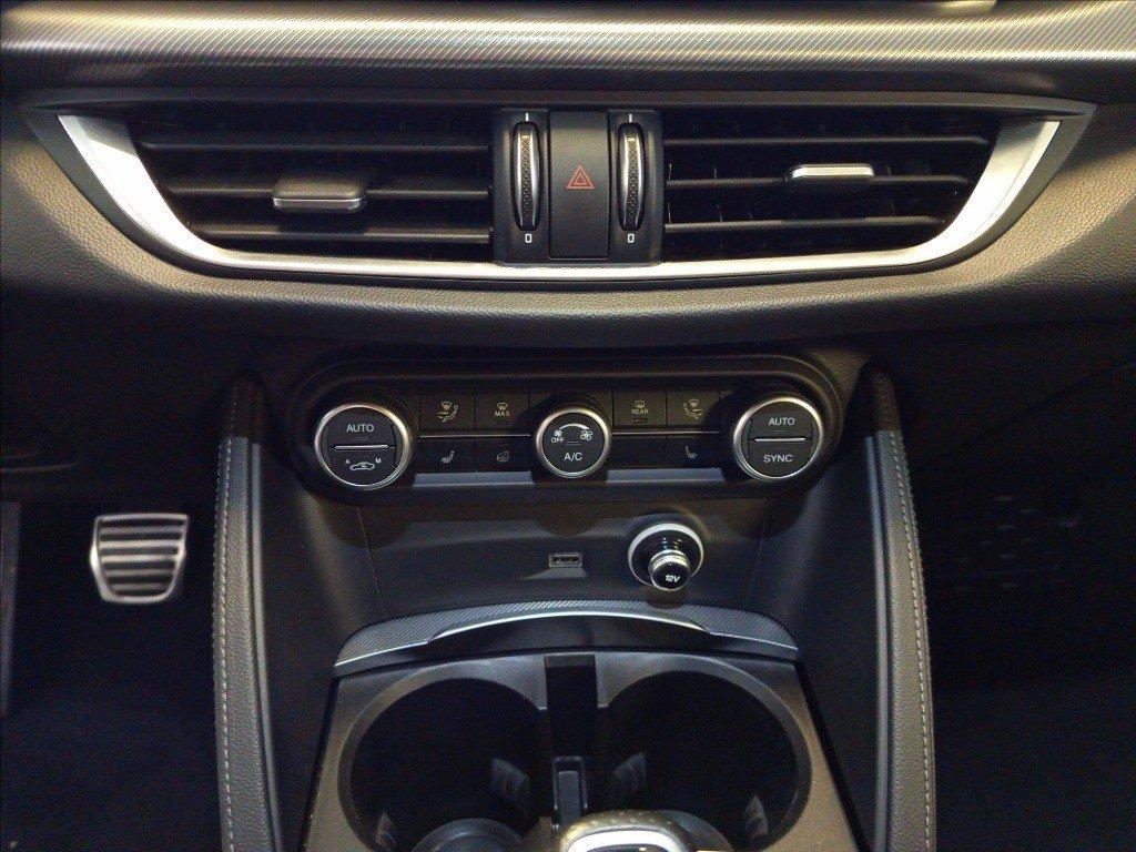 ALFA ROMEO Stelvio 2.2 t Sprint Q4 210cv auto del 2024