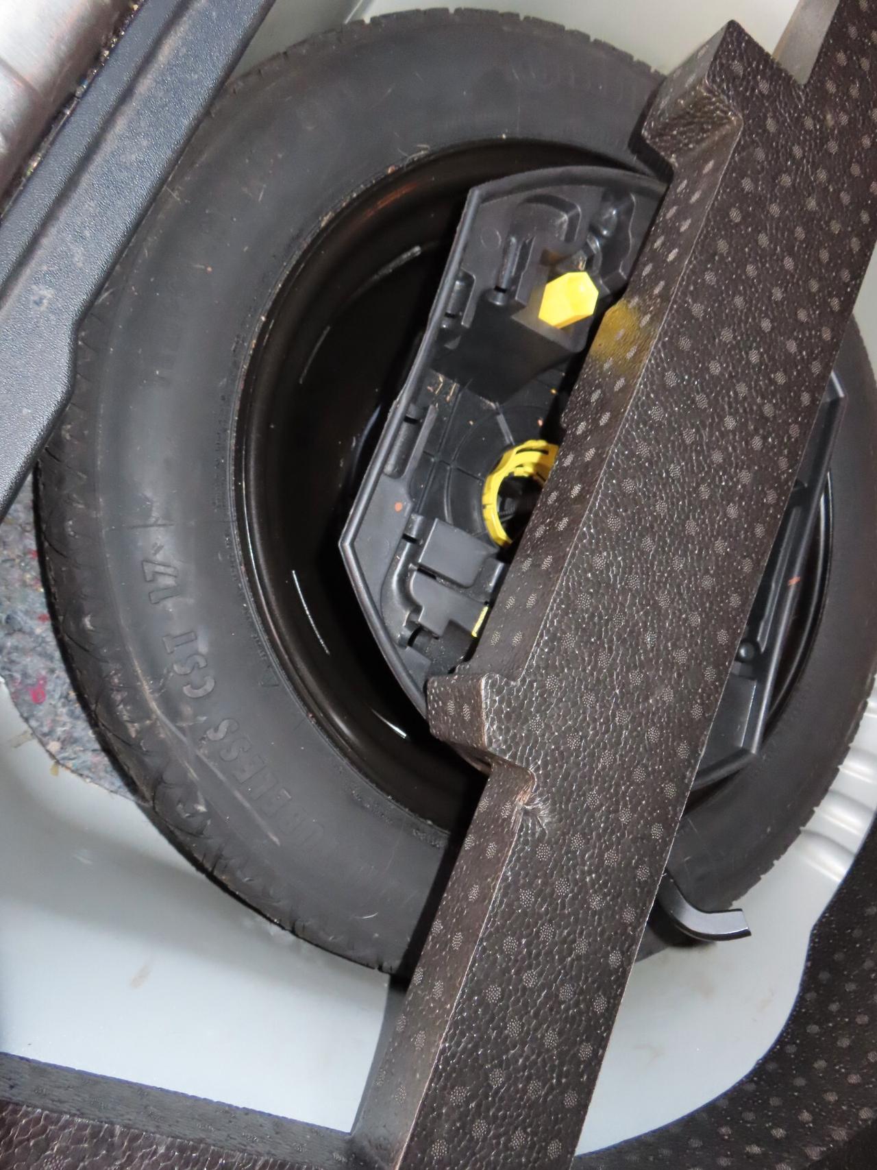 Peugeot 2008 1.6 e-HDi 92 CV Allure KM CERTIF