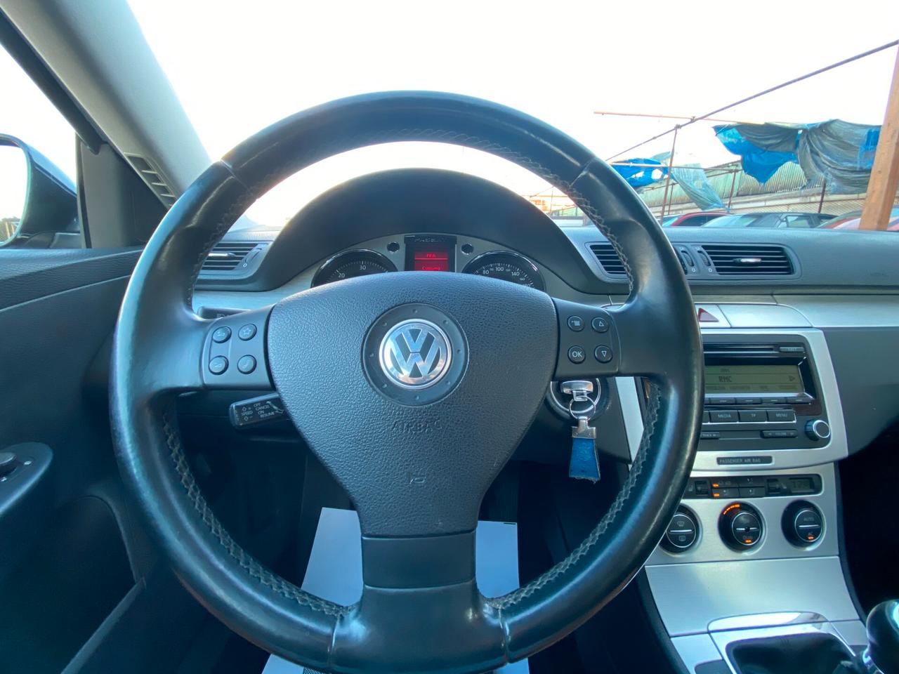 VOLKSWAGEN Passat SW 2.0 TDI UNIPRO'
