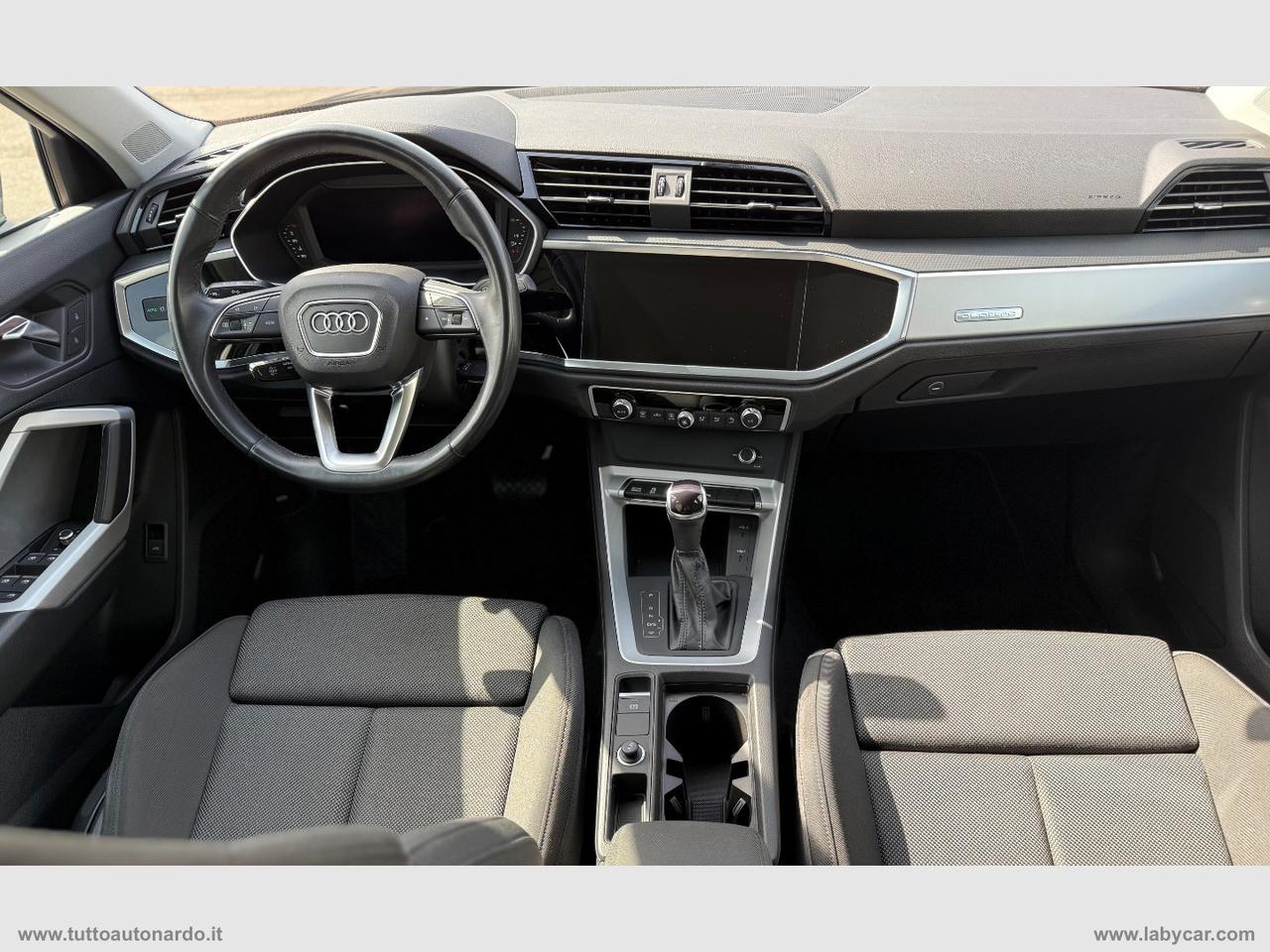 AUDI Q3 SPB 35 TDI quattro S tr. Ident. Black