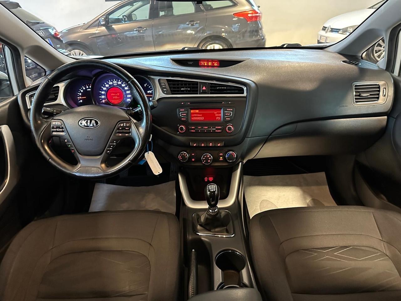 Kia Ceed cee'd 1.4 CRDi 5 porte Cool