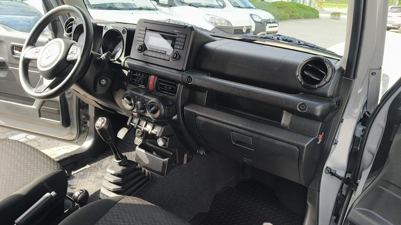 SUZUKI JIMNY 1.5 BENZINA 102CV 4X4 4WD AUTOVETTURA 4 POSTI