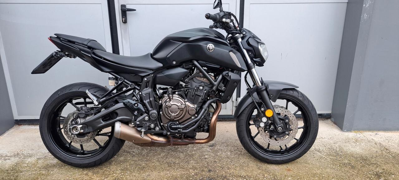 Yamaha MT-07 depo