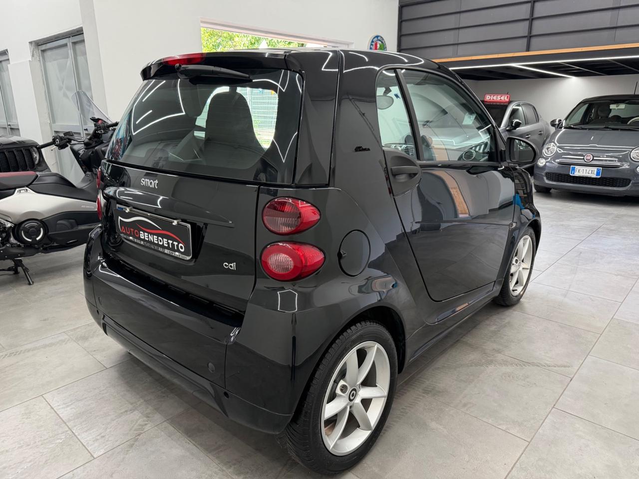 Smart ForTwo 800 coupé pulse cdi 10.2011