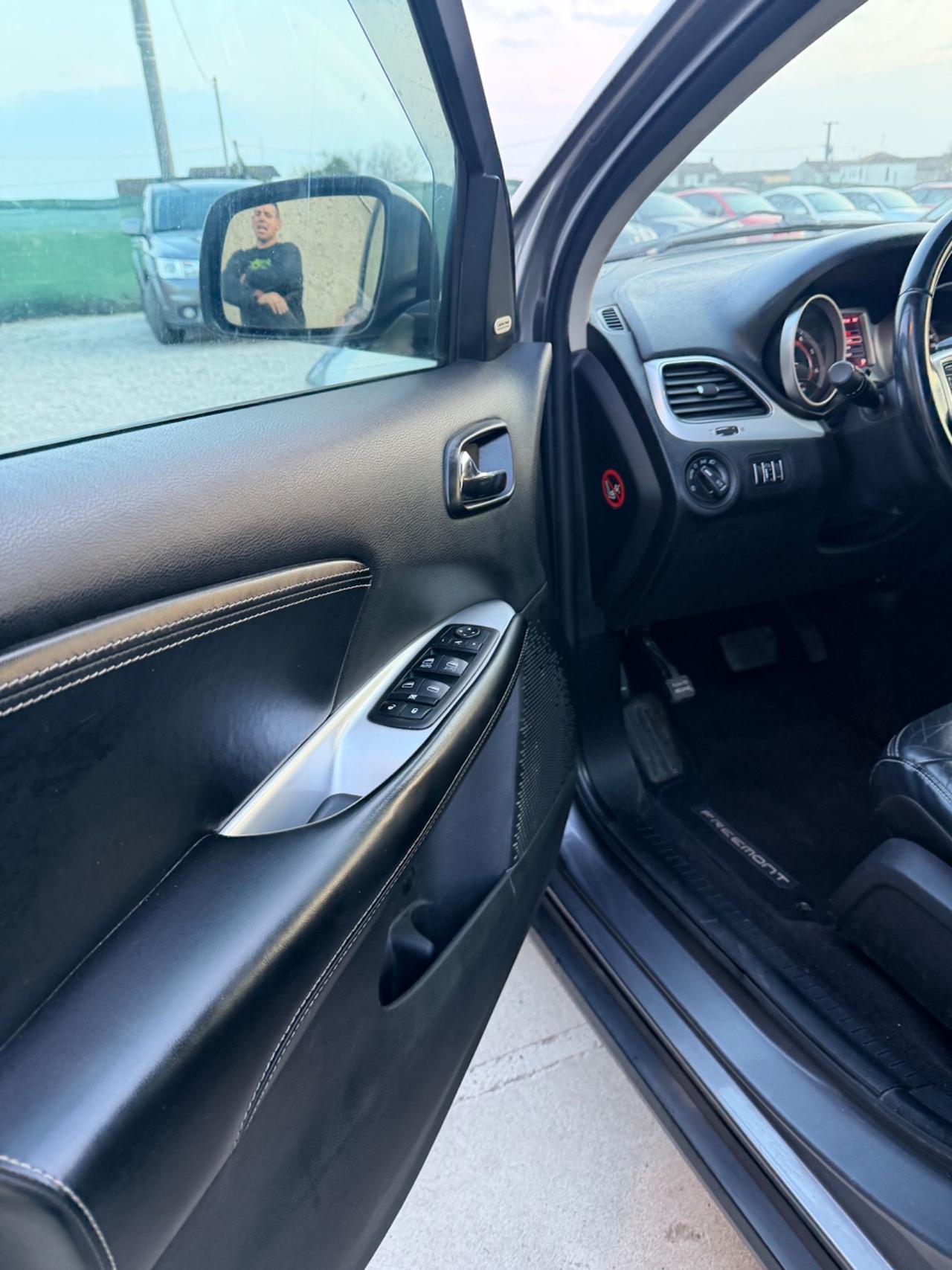 Fiat Freemont 2.0 Multijet Lounge 4WD automatica – 7 posti – full optional